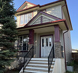 Fabulous House with 2 Master Bedrooms , Plus a Den  and 3.5 Bathrooms
