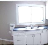 Main Floor Suite (3 Bed + 1 Bath) - Pet Friendly