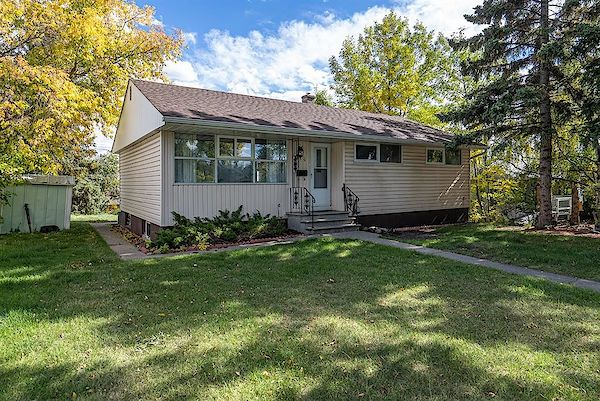 Calgary 2 bedrooms Basement for rent. Property photo: 483016-2