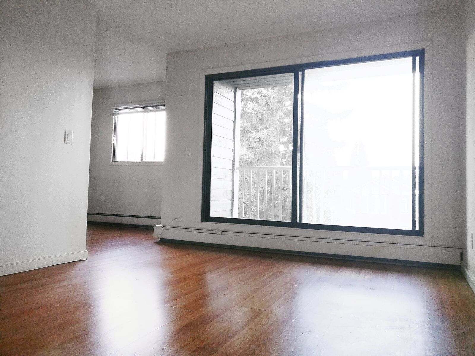 Calgary 1 + Den bedrooms Apartment for rent. Property photo: 483112-1