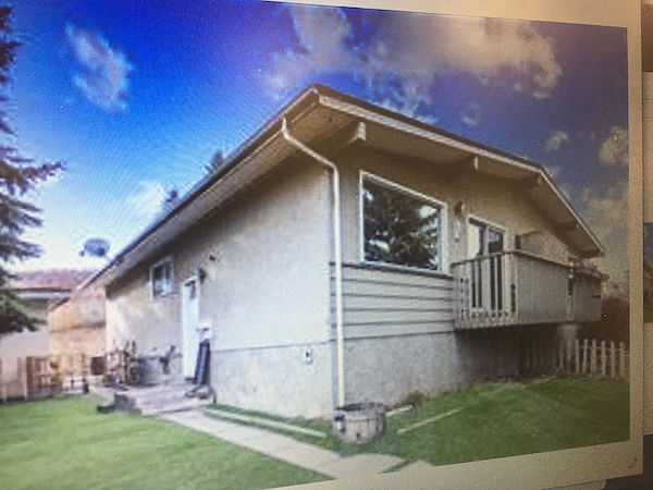 Calgary 3 bedrooms Main Floor for rent. Property photo: 483365-2