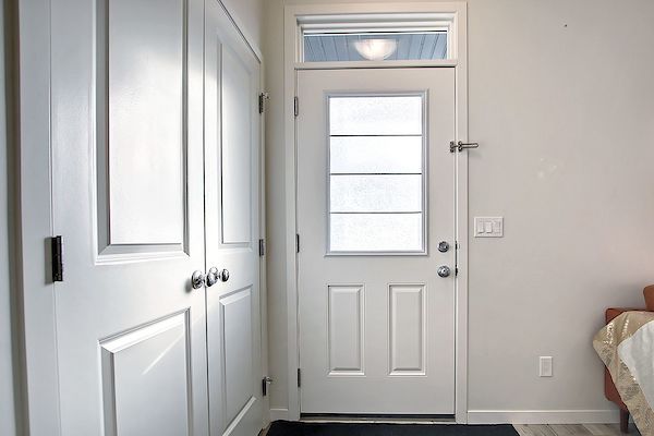 Calgary 3 bedrooms Main Floor for rent. Property photo: 483632-2