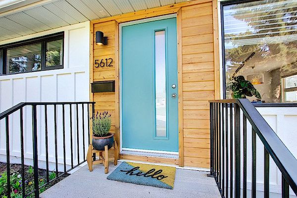 Calgary 4 bedrooms House for rent. Property photo: 484581-3