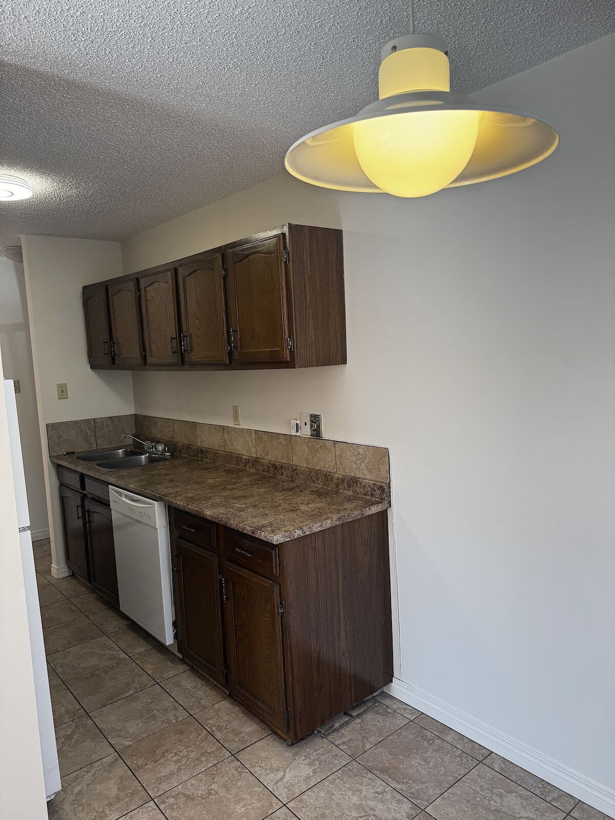 Calgary 2 bedrooms Apartment for rent. Property photo: 484642-1