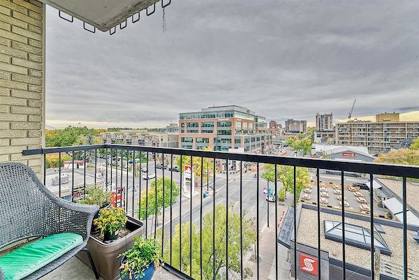 Calgary 1 bedroom Condo Unit for rent. Property photo: 485015-2