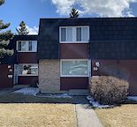 Spacious 3 bedroom townhouse in the highly sort after  community of Glamorgan