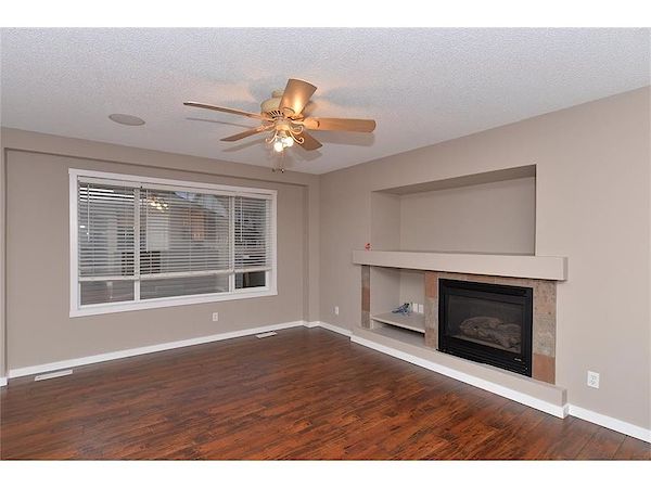 Calgary 4 bedrooms House for rent. Property photo: 485622-3