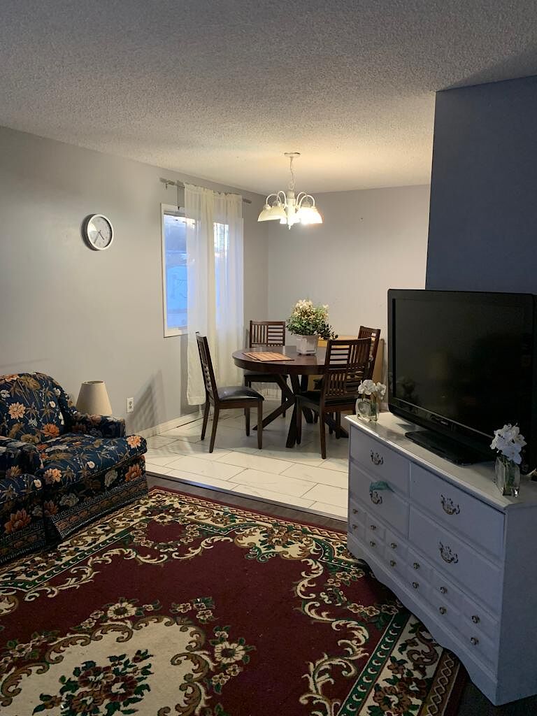 Calgary 3 bedrooms House for rent. Property photo: 486091-1