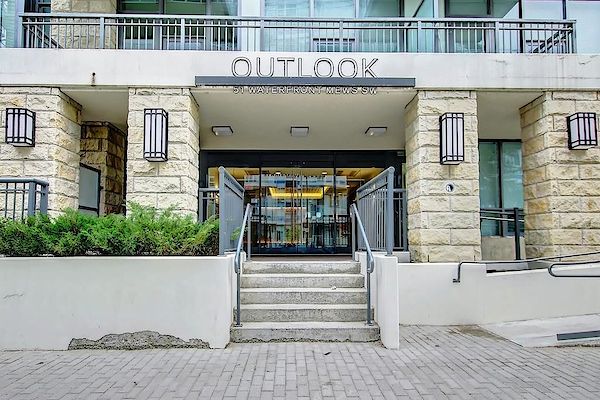 Calgary 1 + Den bedrooms Apartment for rent. Property photo: 486448-2
