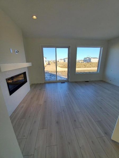 Calgary 3 bedrooms Duplex for rent. Property photo: 486774-3