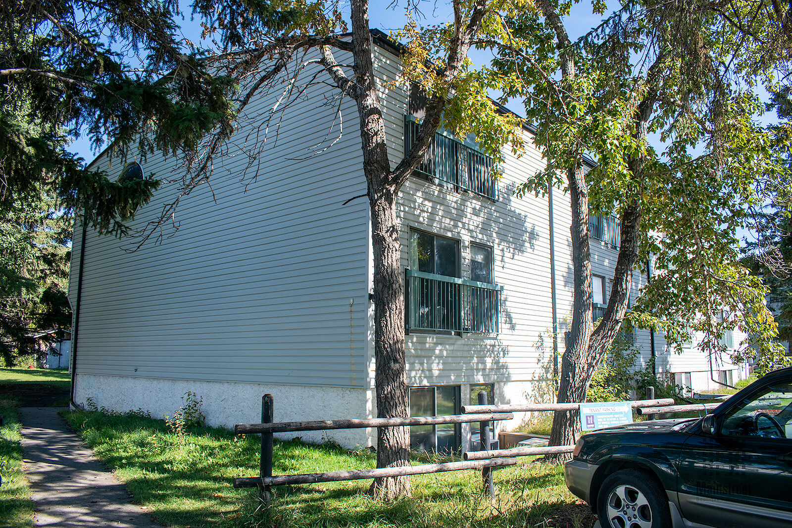 Cochrane 1 bedrooms Apartment for rent. Property photo: 48762-1