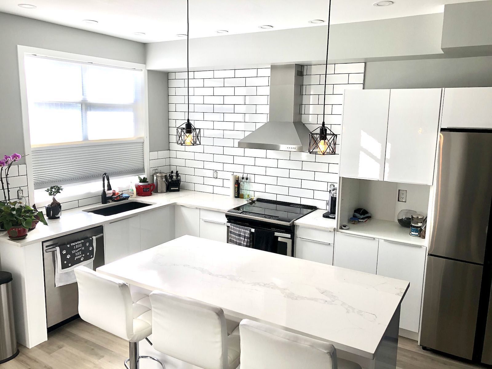 Calgary 2 bedrooms Townhouse for rent. Property photo: 487648-1