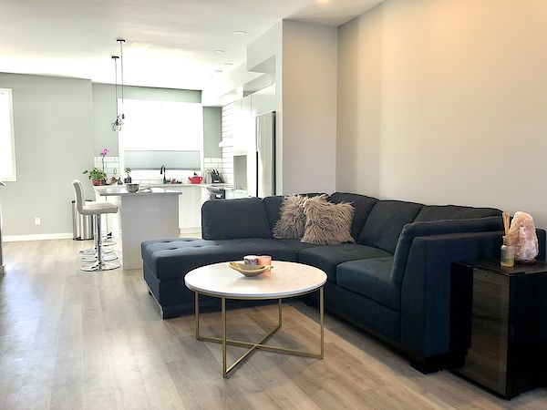 Calgary 2 bedrooms Townhouse for rent. Property photo: 487648-2