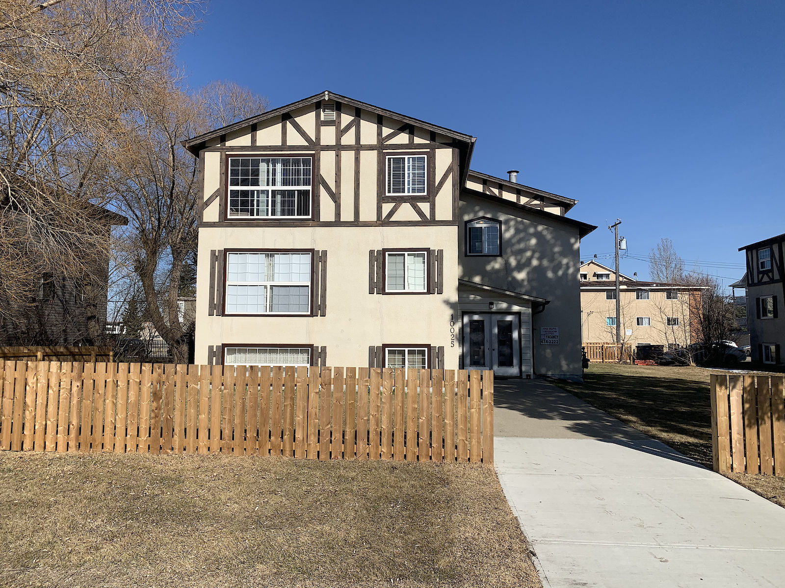 Edmonton 1 bedroom House for rent. Property photo: 487692-1