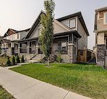 Beautiful Duplex In Desirable Skyview