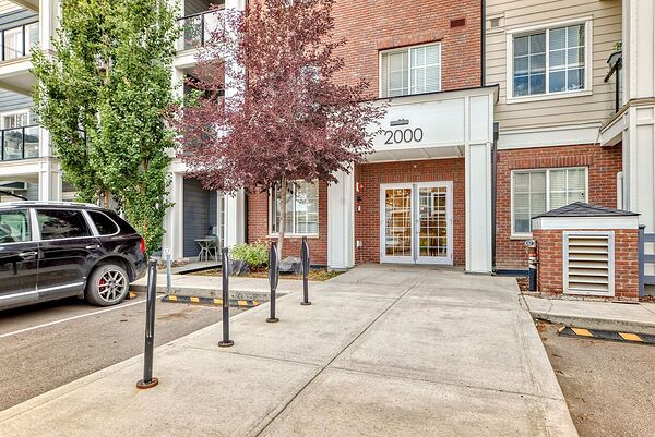 Calgary 2 bedrooms Condo Unit for rent. Property photo: 488058-2
