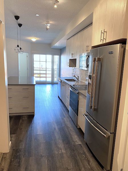 Calgary 2 bedrooms Condo Unit for rent. Property photo: 488058-3