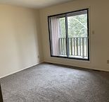 2 bedroom townhouse in Huntington Hills