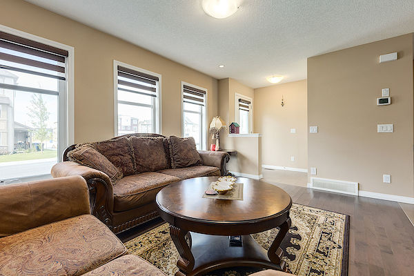 Calgary 3 + Den bedrooms Townhouse for rent. Property photo: 488506-2