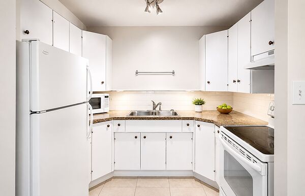 Calgary 1 bedroom Condo Unit for rent. Property photo: 488855-3