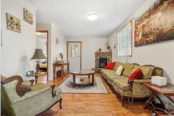 Calgary 1 bedroom Room For Rent for rent. Property photo: 489216-3