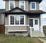 Comfortable 3 Bedroom House Close to Parks and Schools