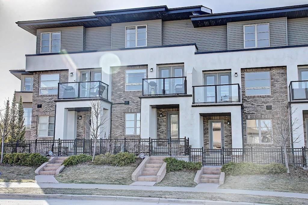 Calgary 2 bedrooms Townhouse for rent. Property photo: 489596-1