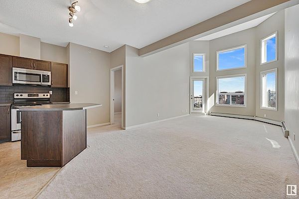 Avail NOV 1! Top Floor! UG Parking! Fast Access 2 Henday/Whitemud