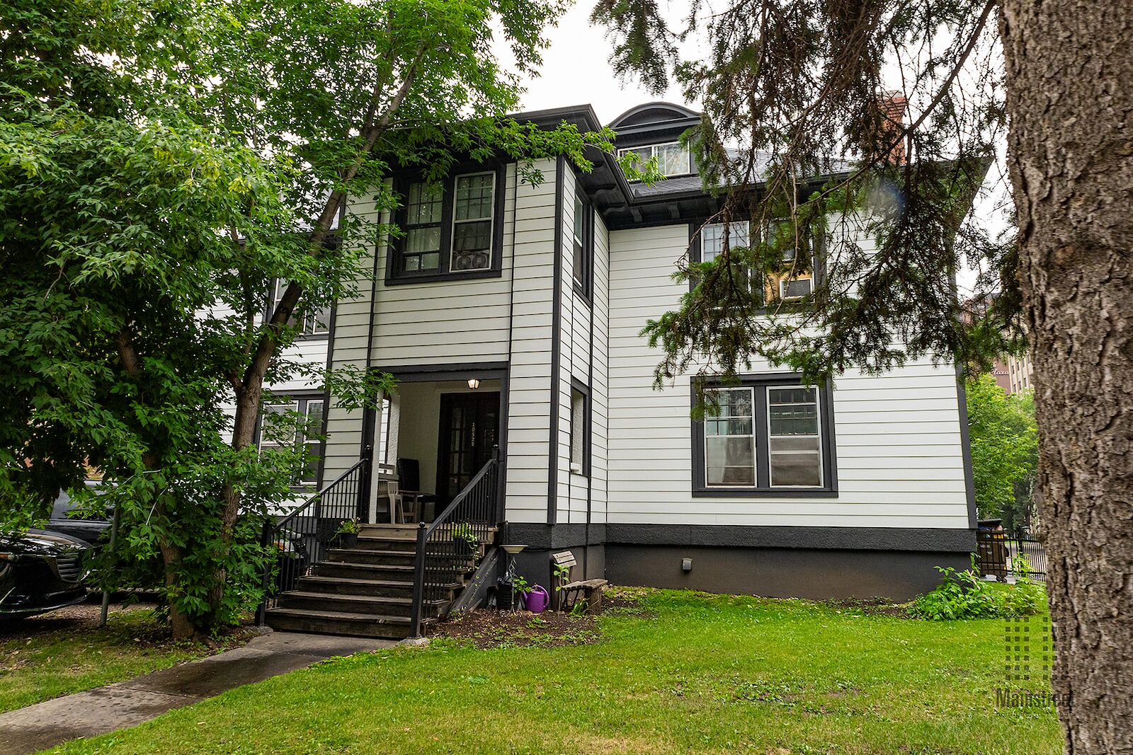 Edmonton 1 bedroom Townhouse for rent. Property photo: 490337-1