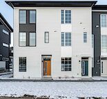 2022 Build  3 bdrm/ 2.5 Bath  Parking for 3 End Unit