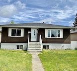 Cozy 1 large bedroom basement apartment close to downtown