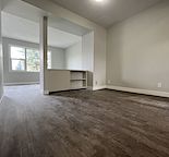 UPDATED 4 BEDROOM TOWNHOUSE ACROSS FROM WESTBROOK MALL!