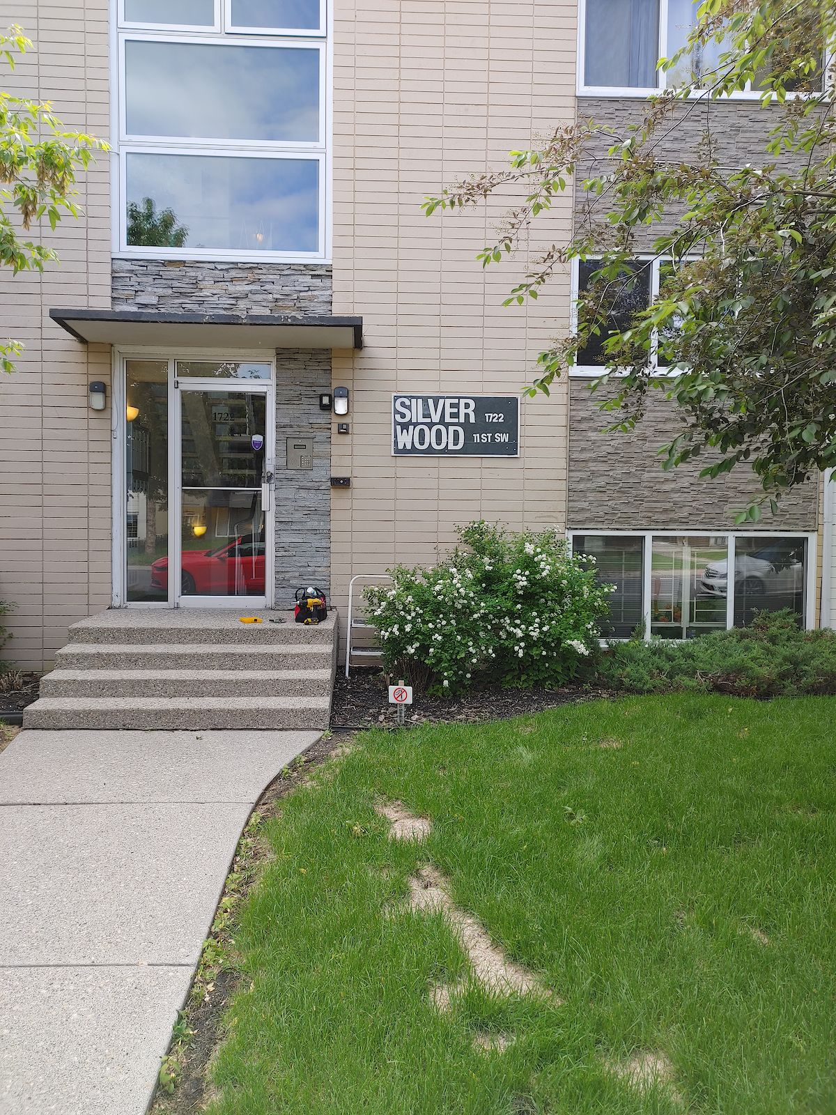 Calgary 1 bedroom Main Floor for rent. Property photo: 491516-1