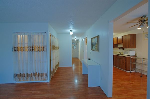 Calgary 3 bedrooms Main Floor for rent. Property photo: 491583-3