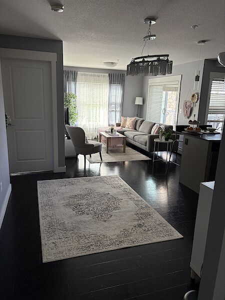 Calgary 2 bedrooms Condo Unit for rent. Property photo: 491632-3