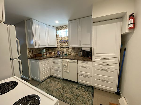Calgary 1 + Den bedrooms Basement for rent. Property photo: 491739-3