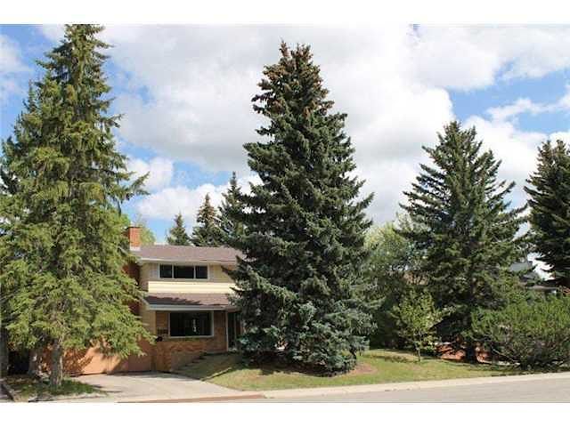 Calgary 9 bedrooms Room For Rent for rent. Property photo: 491798-1