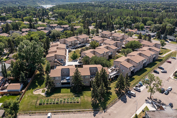 Edmonton 3 bedrooms Apartment for rent. Property photo: 492609-2