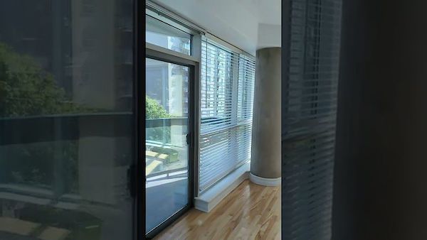 Calgary 2 bedrooms Condo Unit for rent. Property photo: 493201-2