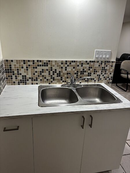 Calgary 3 bedrooms House for rent. Property photo: 494265-2