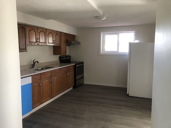Calgary 2 + Den bedrooms Basement for rent. Property photo: 495366-3