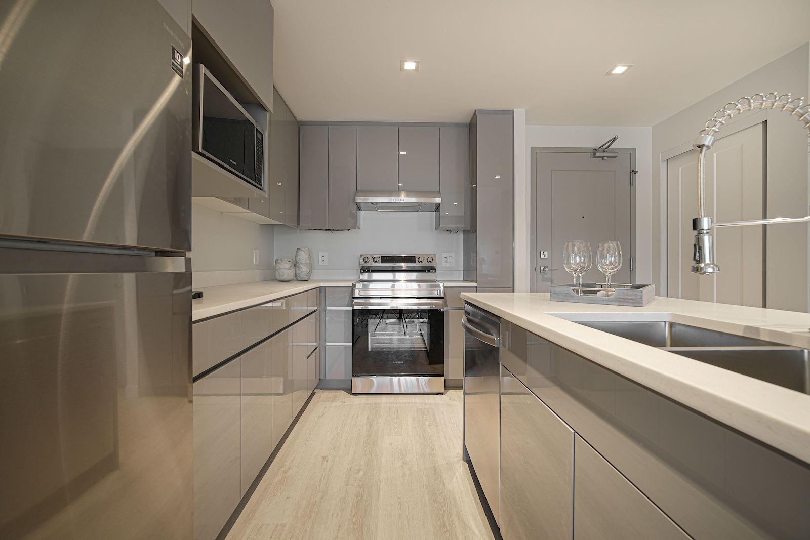Winnipeg 1 bedrooms Apartment for rent. Property photo: 495802-1
