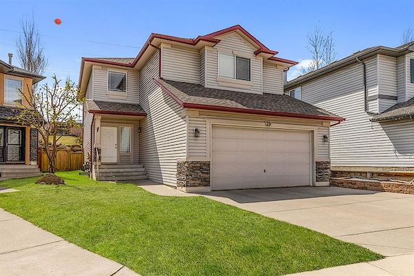 $3400 4 Bedrooms , 4 Baths House in Valley Ridge