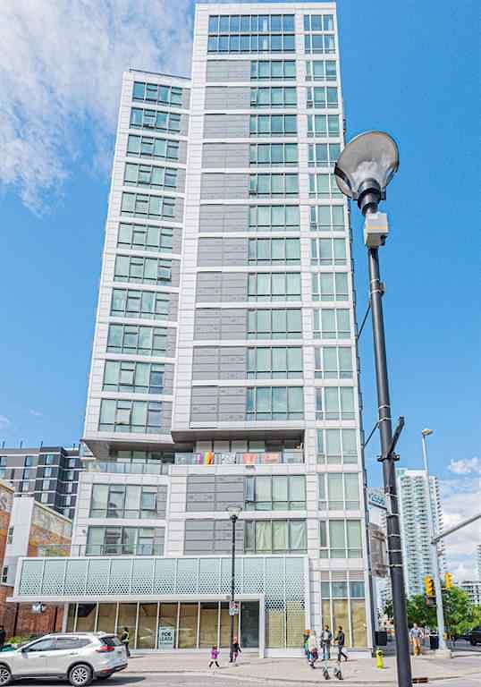 Calgary 2 bedrooms Condo Unit for rent. Property photo: 496322-1