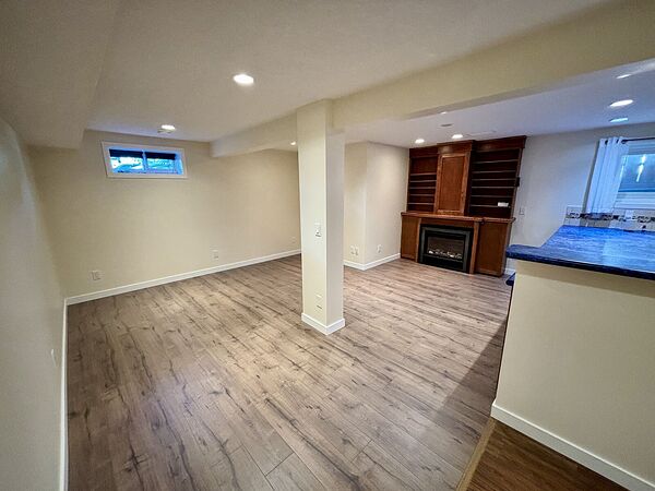 Calgary 2 bedrooms Basement for rent. Property photo: 496763-2