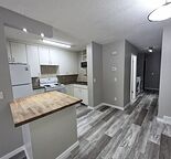 Cozy 2 Bedroom Condo in Varsity