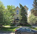 Cozy and Secure 2 Bedroom Condo in Sunalta