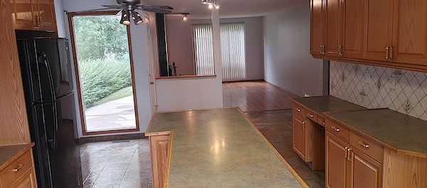 Calgary 3 bedrooms Main Floor for rent. Property photo: 497492-2