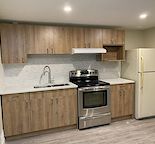 FREE WIFI 3b1b, close to UofcC SAIT, separate entrance independent basement