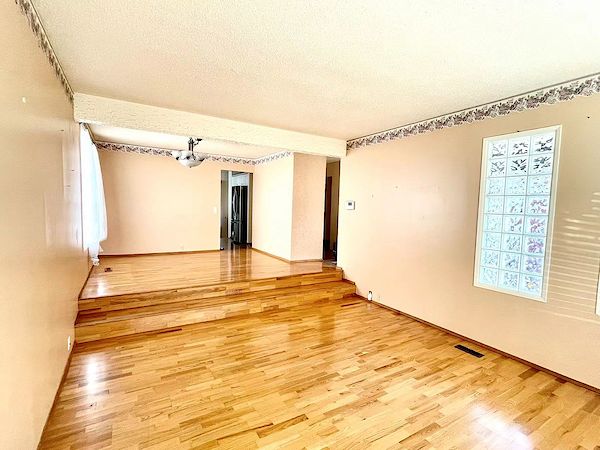 Calgary 3 bedrooms House for rent. Property photo: 497967-3